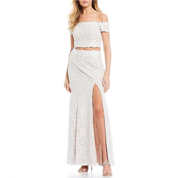 White Lace Two-Piece Set Size 1 Wedding Bride - Picture 1 of 10